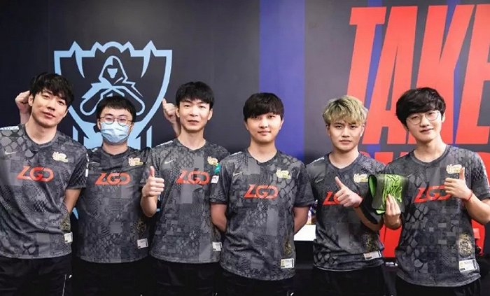 的争冠格局 的争冠格局